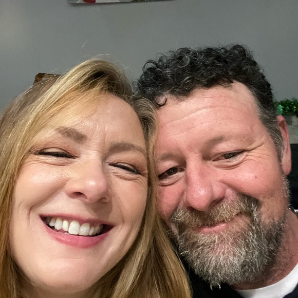 Meet your Posher, Rebecca Hughes - Picture 1 of 2